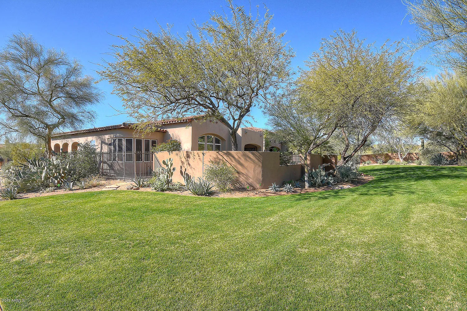 2 bed, 3.0 bath, 2431 sqft, $7,000 — Photo 1