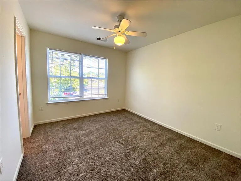 120 University Village Dr #A — Photo 5