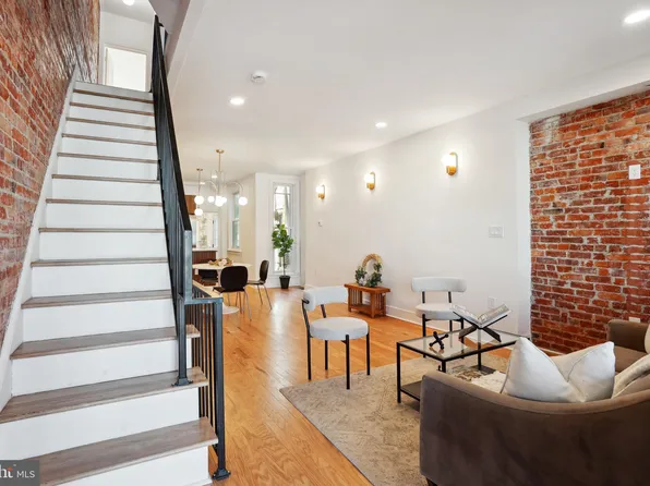 2530 W Master St, Philadelphia, PA 19121