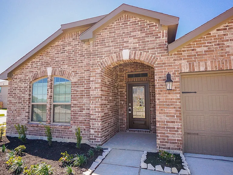 3318 Parker Trace Dr — Photo 3