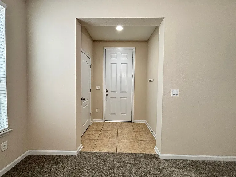 850 Quiet Stone Ln — Photo 4