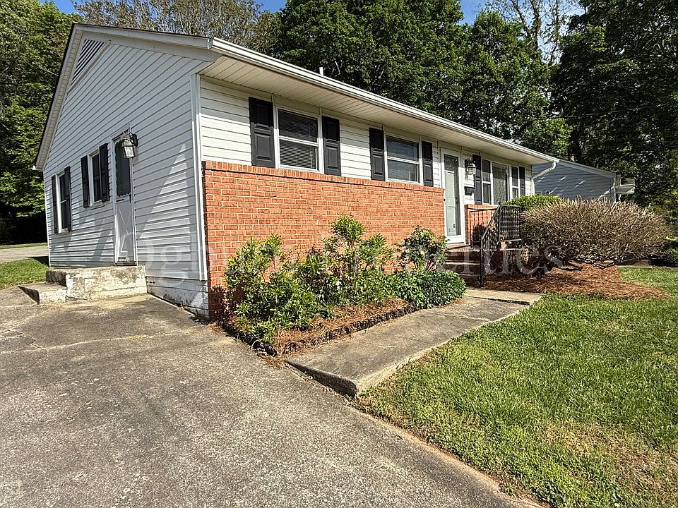 1st image of 651 S Sunset Dr