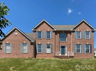 19 Stanley Dr, Monroe Township, NJ 08831