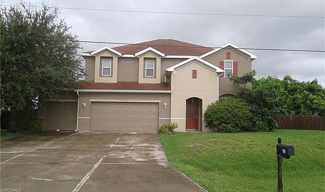 1st image of 913 NW 16th Pl