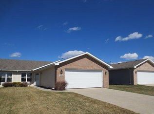 554 W 76th Ave, Merrillville, IN 46410