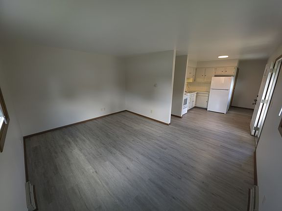 3rd image of 344 S Taylor St APT 3