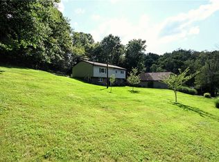382 Fry Hollow Rd, Hunker, PA 15639