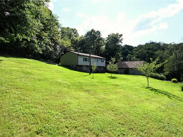 382 Fry Hollow Rd, Hunker, PA 15639