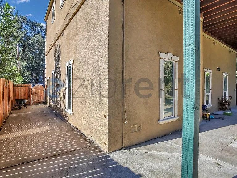867 E Willow Ave — Photo 22