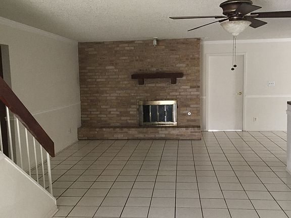 3rd image of 8306 Dawnwood Dr