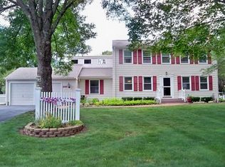 986 Longview Dr, North Attleboro, MA 02760