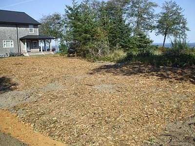 3rd image of 712 N Bay Dr
