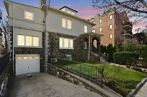 109 Hillside Pl #2 Photo 1
