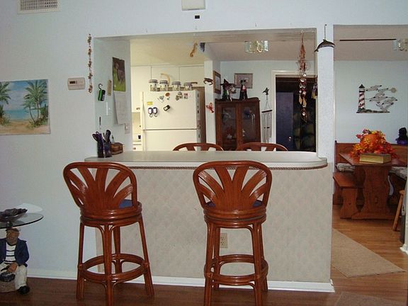 3rd image of 326 5th St N