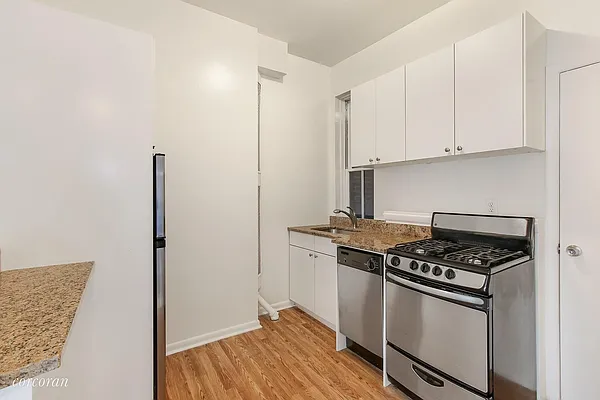 Rented by Corcoran | media 13