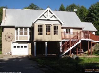 11 Meade Ln, Bridgton, ME 04009