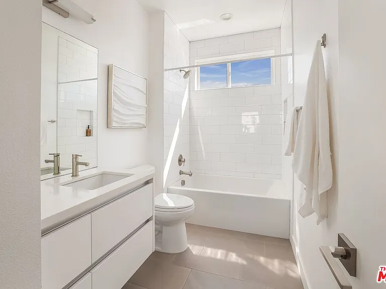 11724 Culver Blvd #12 — Photo 20