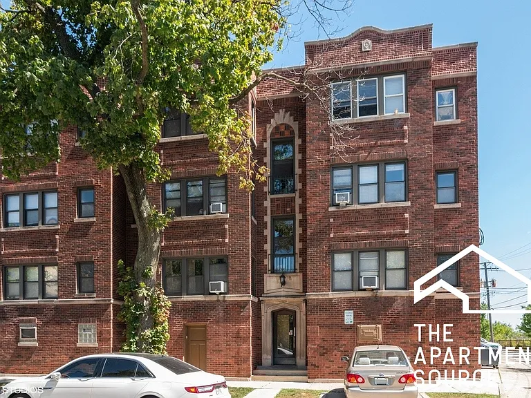 906 S Elmwood Ave #3 — Photo 8