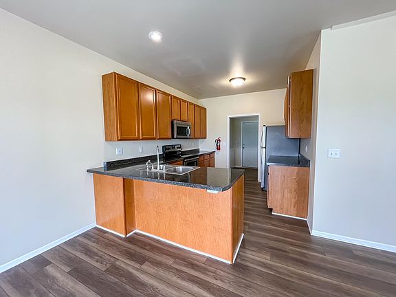 3rd image of 261 Adeline Dr