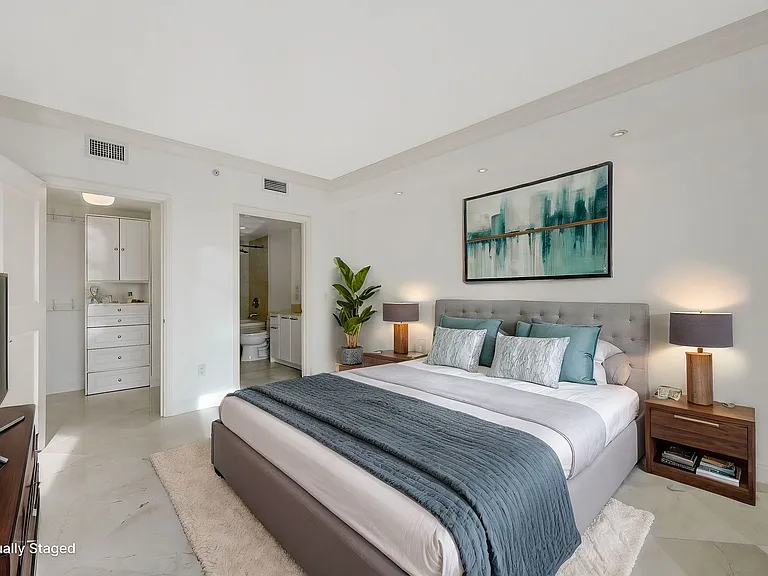 322 Karen Ave #804 — Photo 16