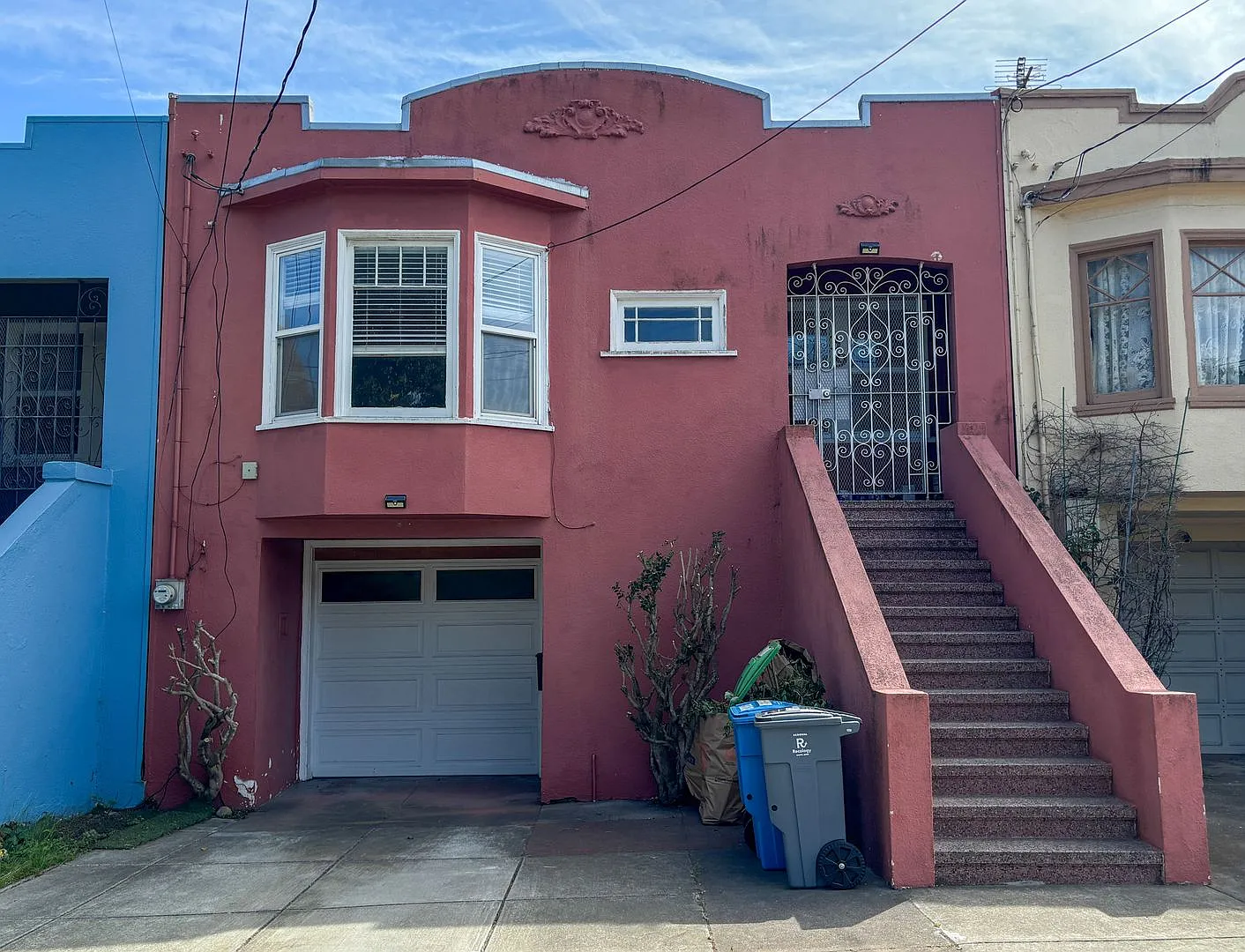 2 Bed 1.5 Bath in Sunnyside with laundry and garage — Photo 1