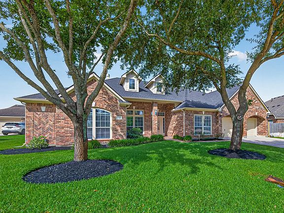 2nd image of 22715 Wilbur Ln