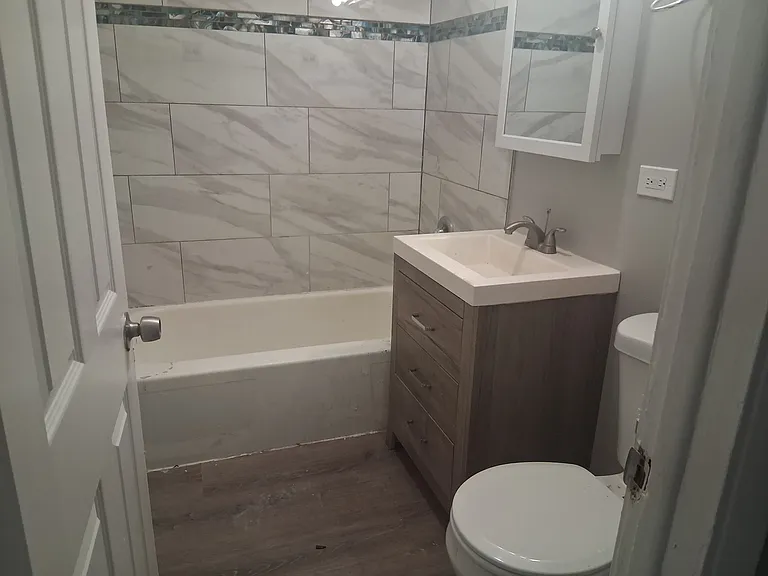 392 Hickory St — Photo 3
