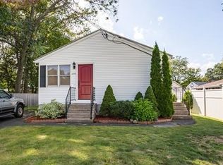 276 Gresham St, Springfield, MA 01119