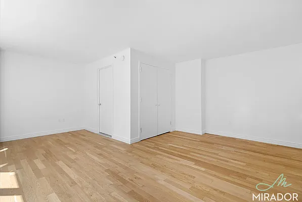 Rented by Mirador Real Estate | media 3