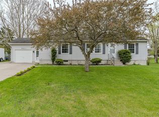 36852 Middle Rd, La Fargeville, NY 13656