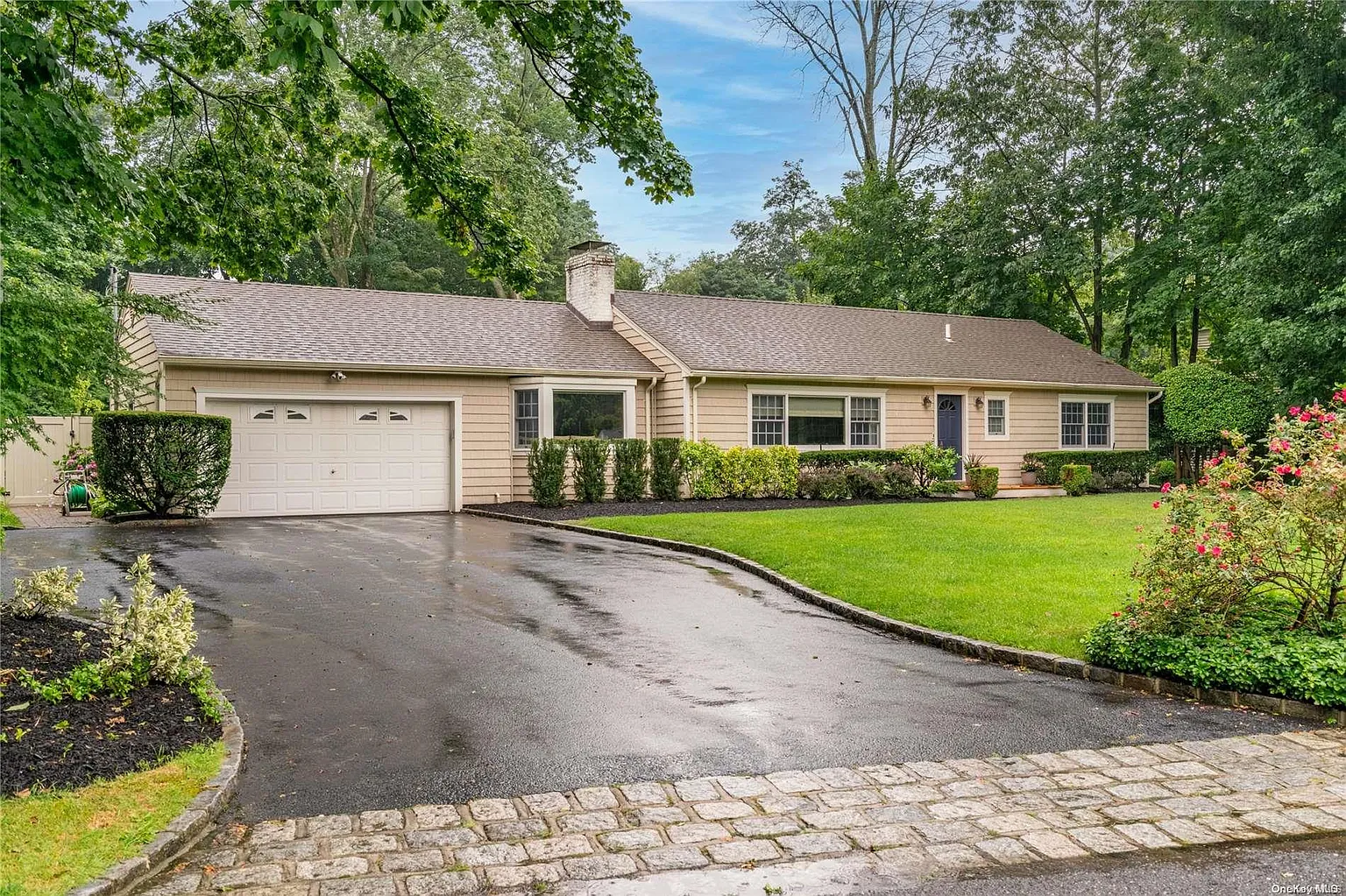 16 Ridge Road photo 1
