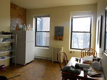 88 Hammond St #8 — Photo 9
