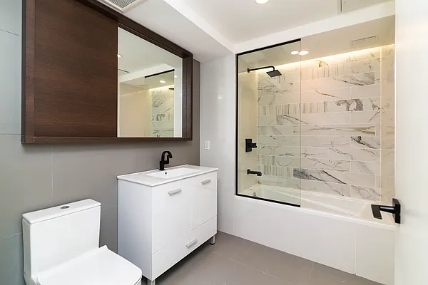 Rented by Nooklyn NYC LLC | media 19