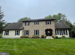 106 Maple Ln, Lebanon, PA 17042