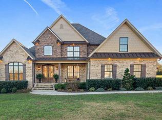 978 Golf Club Rd, McMinnville, TN 37110