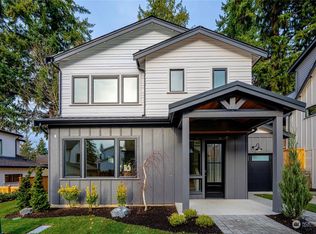 11808 NE 75th Ln, Kirkland, WA 98033