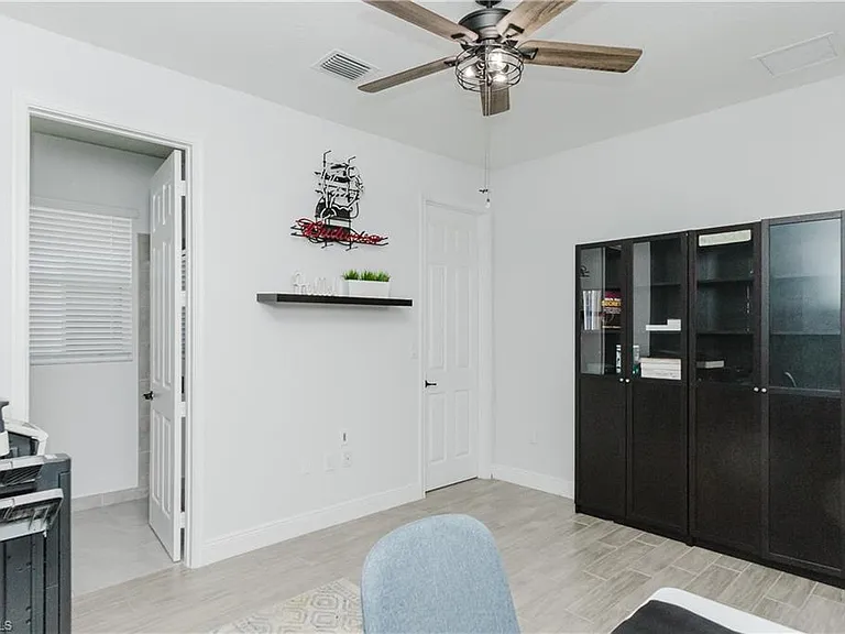 4870 Frattina St — Photo 23