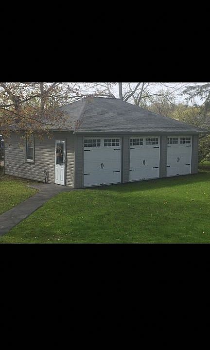 1st image of 7 Flagg St