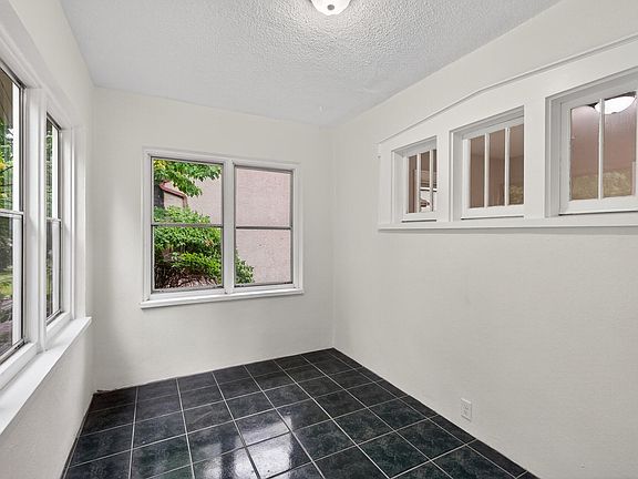 2nd image of 3726 Thomas Ave N