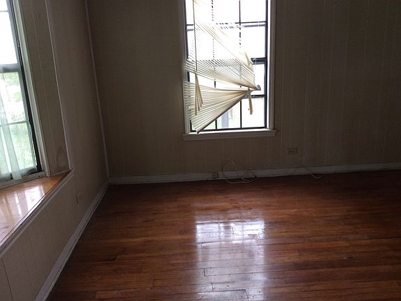 2nd image of 402 Bexar Dr