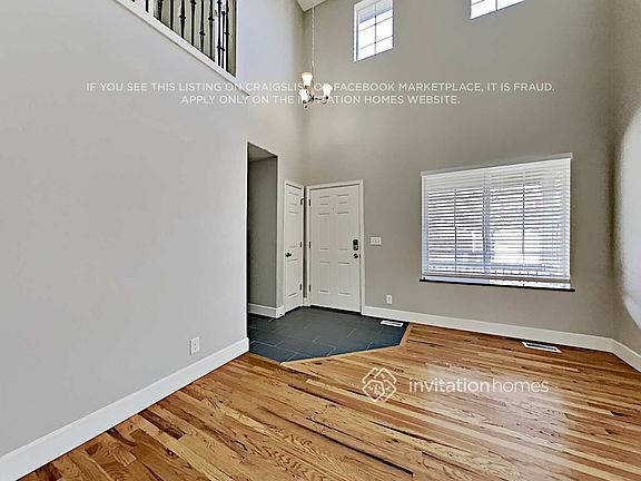 5th image of 11112 Clayton St