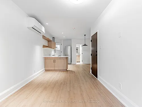 2528 Yonge St #4 Photo 1