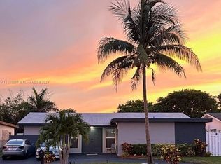 2331 NW 93rd Ln, Sunrise, FL 33322