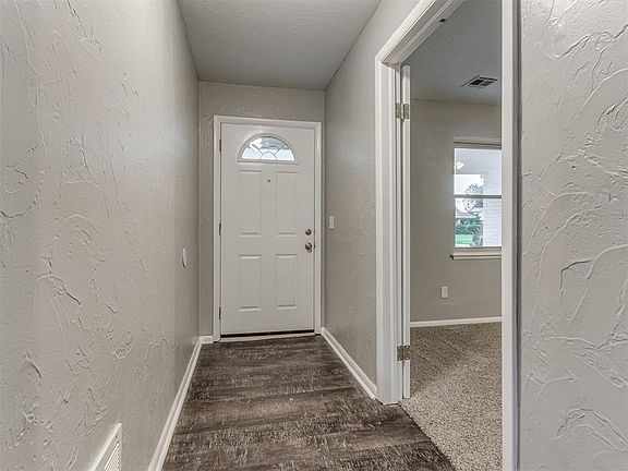3rd image of 306 NE 18th St