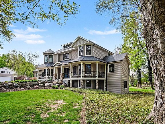 5th image of 5030 Rosewood Ln