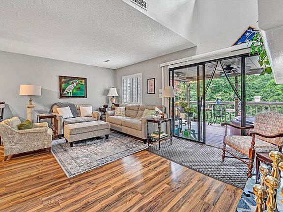 4th image of 219 Shoreline Marina Cir Unit 121