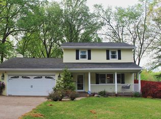 626 Forest Park Dr, Newburgh, IN