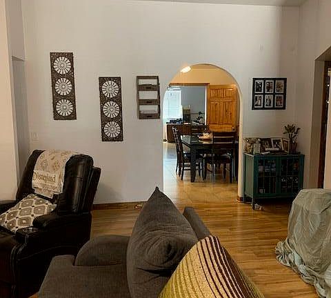 4th image of 5343 E DIAMOND Avenue