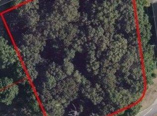 Devon Ln, Coram, NY 11727