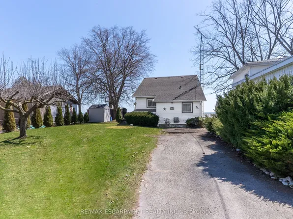 38 Lake Rd, Haldimand County, ON N0A 1P0